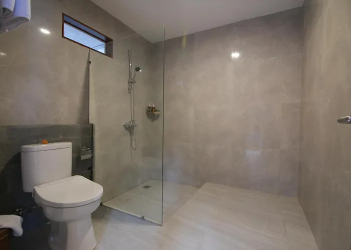 Pensión Tabeng Private 4*